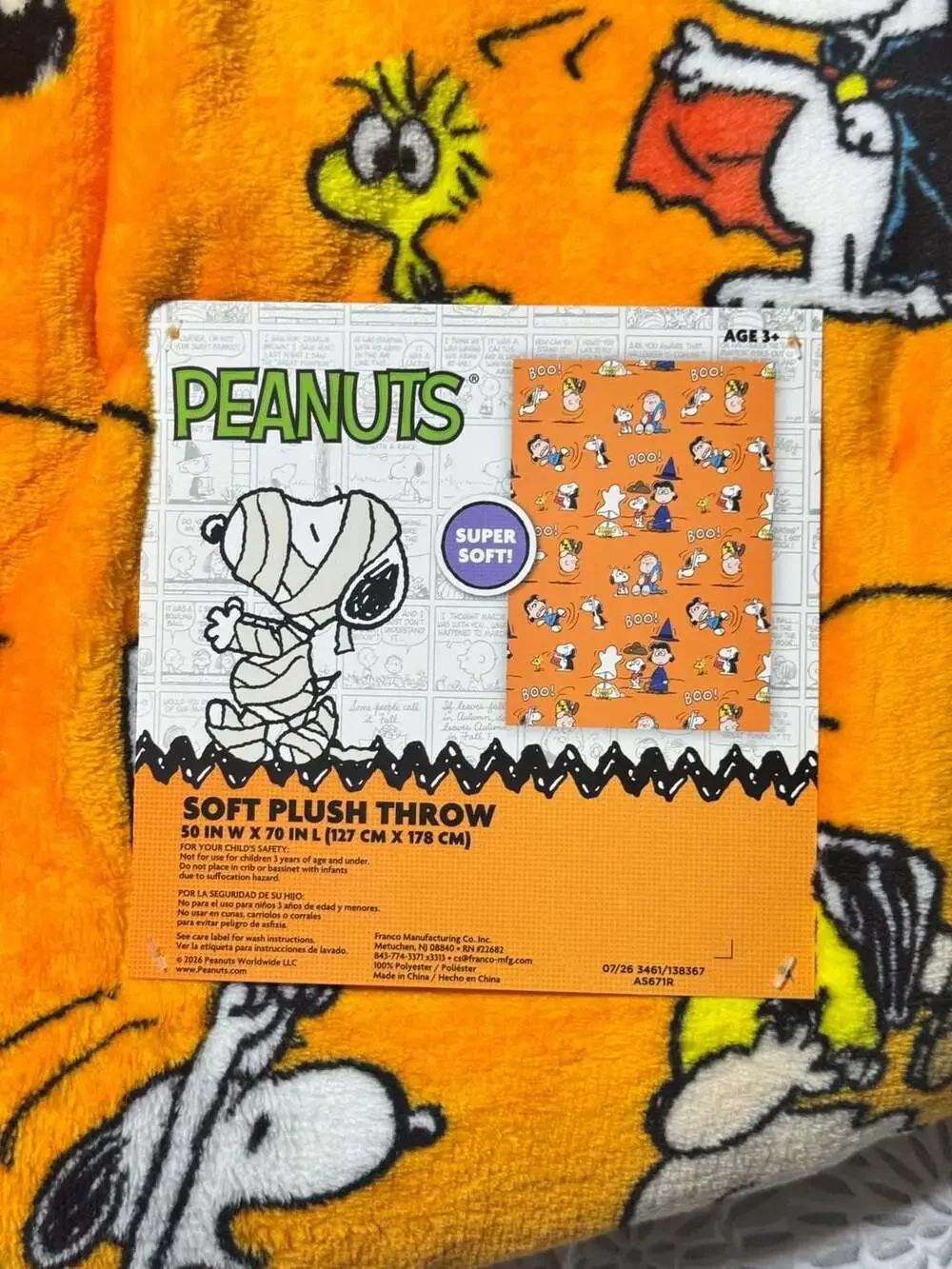 Peanuts Snoopy Halloween Soft Plush Throw Blanket 50 in W x 70 in L